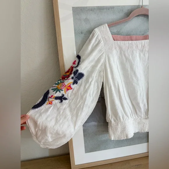 Anthropologie White Embroidered Crop Top Sz Small - Picture 6 of 12